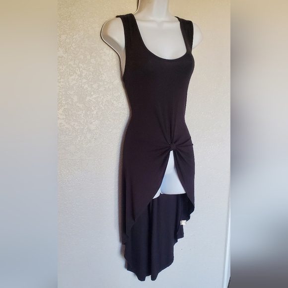 💚5/$25 Black Sleeveless Twist Front Long Back Nix Jersey Knit Tank Top - Picture 5 of 8